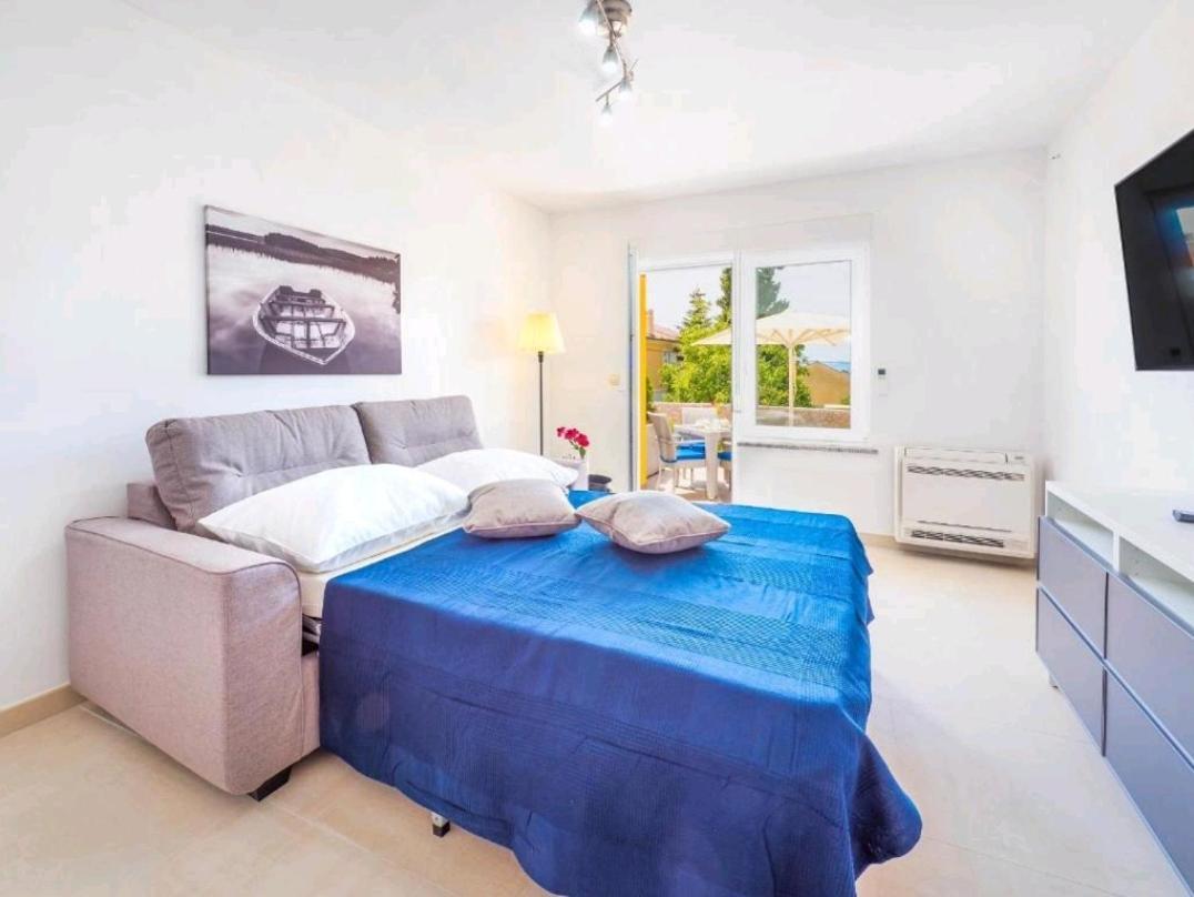 Adriatico Apartment Omisalj ภายนอก รูปภาพ
